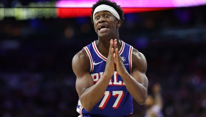 九游体育网站-未来可期啊！76人探花埃奇库姆13中4得13分6板7助5断 正负值达+27