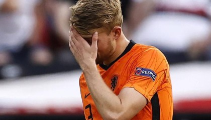 九游体育网站-“排球王子”重现江湖 德利赫特挨的骂看来还不够